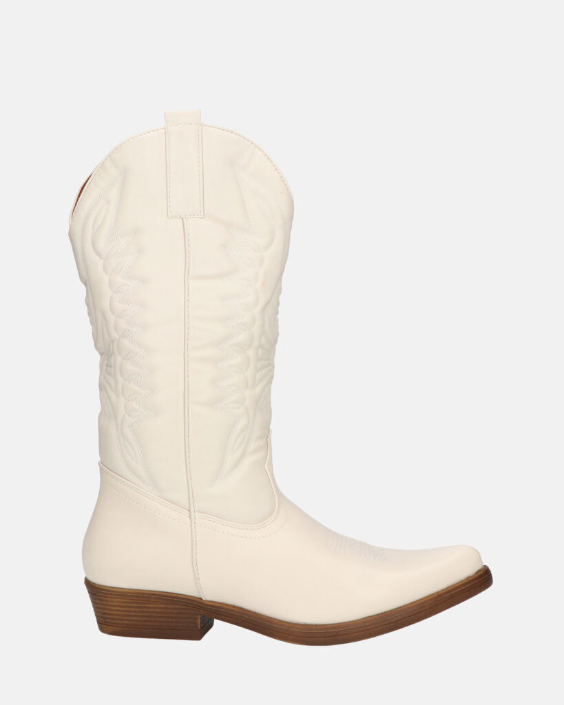 NILLA - beige camperos boots with embroidery