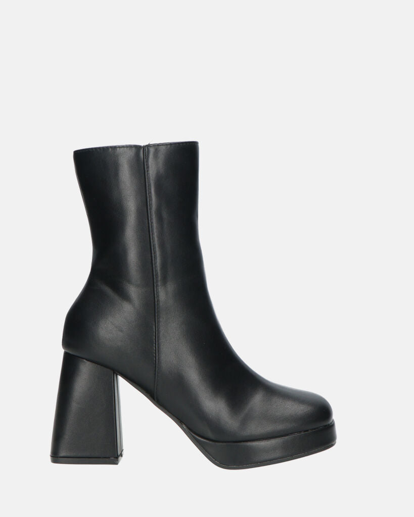 AROA - black heeled ankle boots with zip