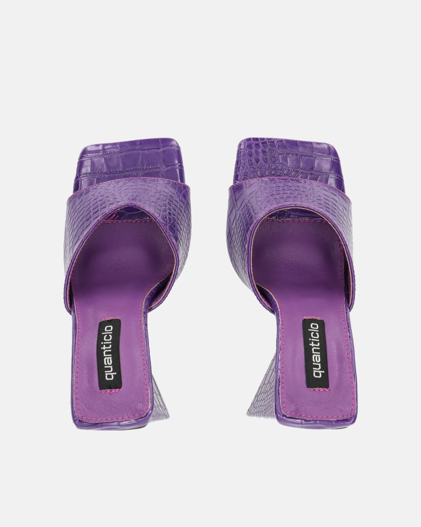 BUKET - heeled sandals in crocodile violet