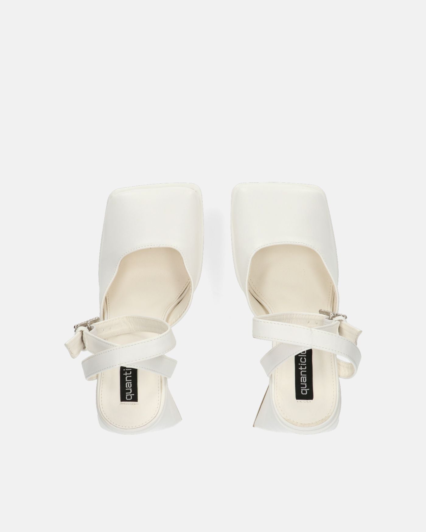 ELEANOR - white closed toe shoes with heel and strap