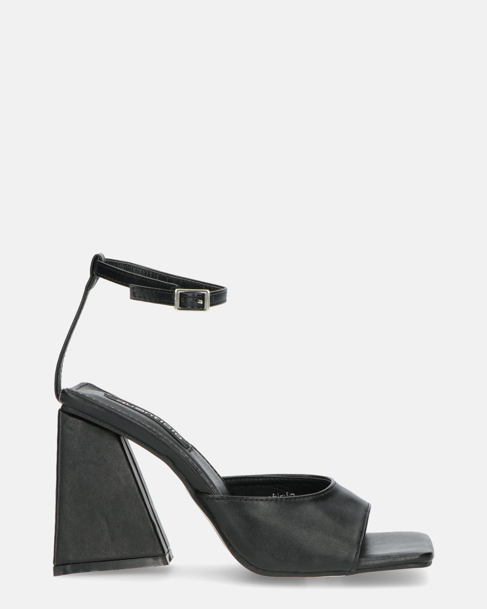 KUBRA - sandals with strap in black PU