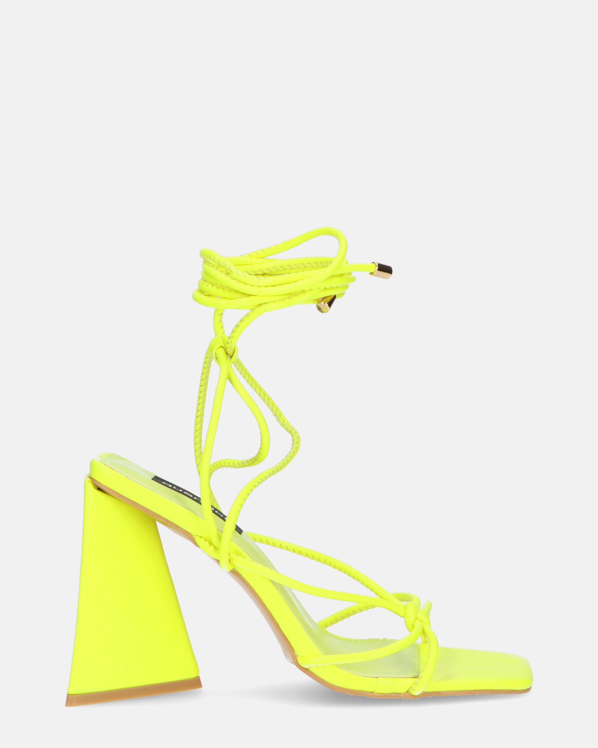 LUCE - sandals with heel and yellow laces