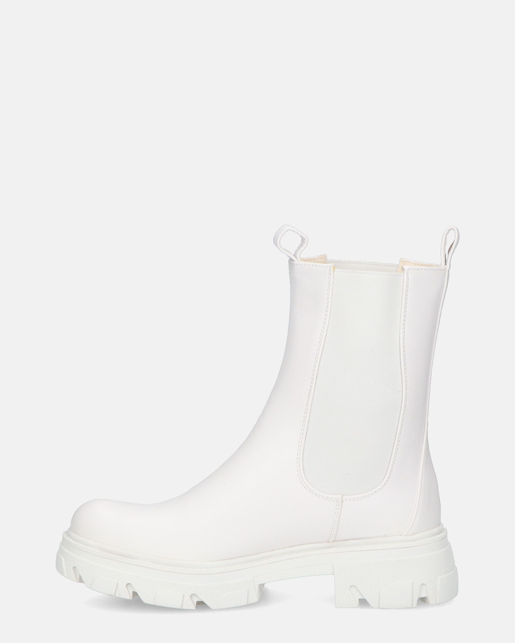 IGEA - white boots with elastic band