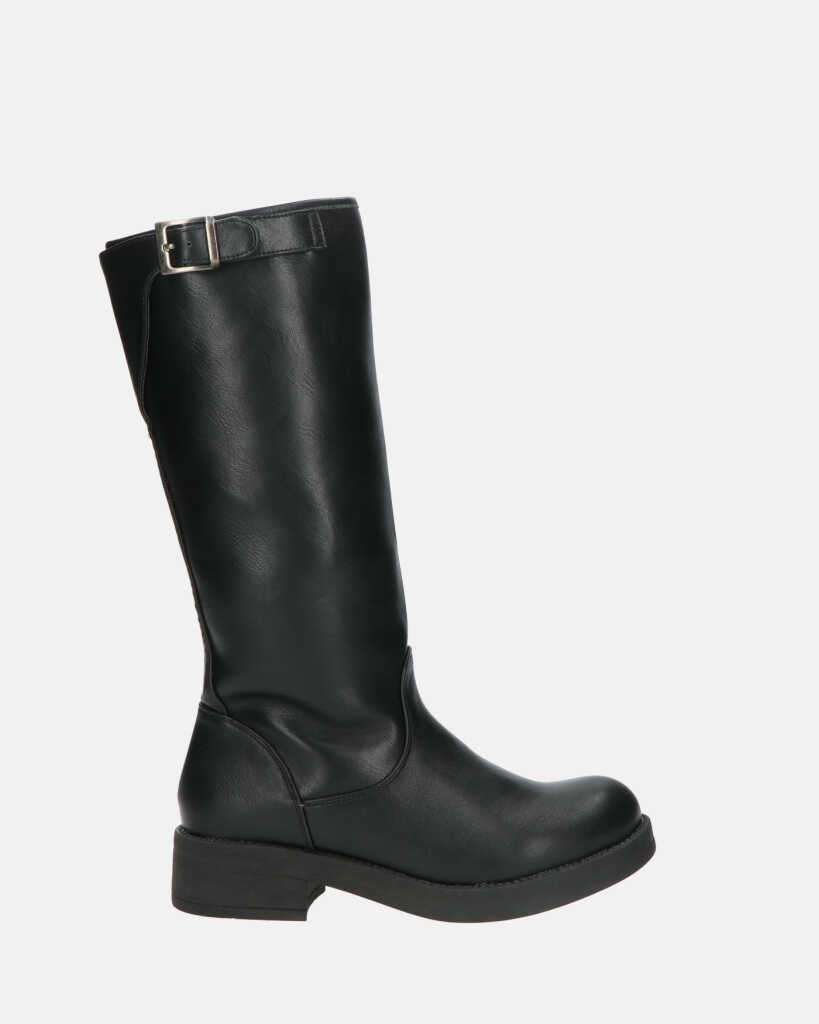 FEDRA - low boots with strap and zipper